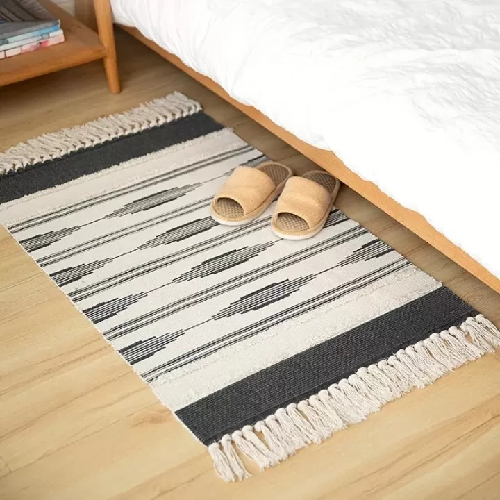 دعاسات او دواسات قماشيه للباب