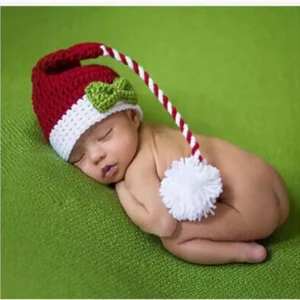 قبعة من الصوف بدندوشه طويله