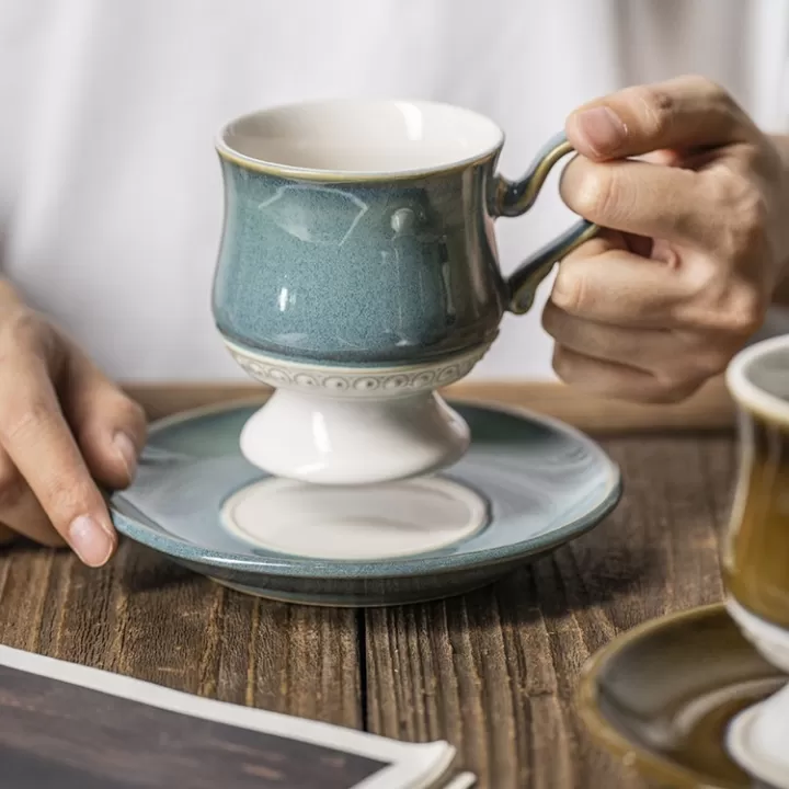 كوب قهوة مع صحن من السيراميك سعة 260 مل