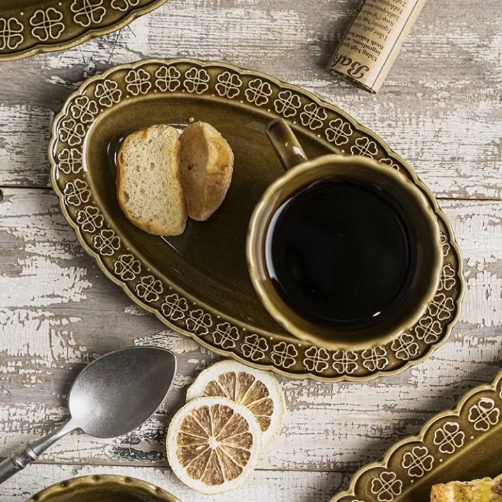 صحن تقديم بيضاوي من السيراميك