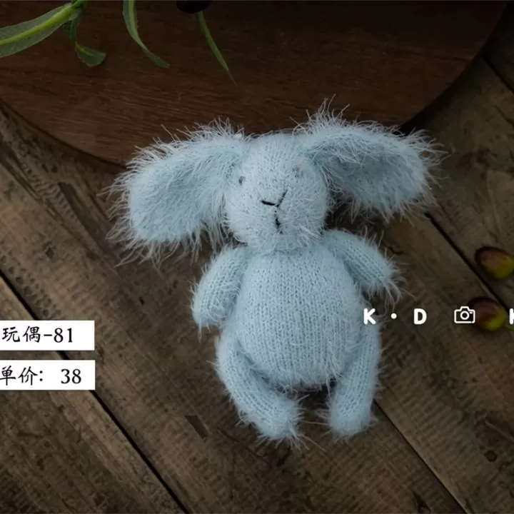 دمية ارنب من الصوف الناعم بعدة الوان