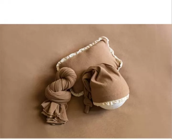 طقم خلفية + مخدة + قبعة + لفة لتصوير المواليد