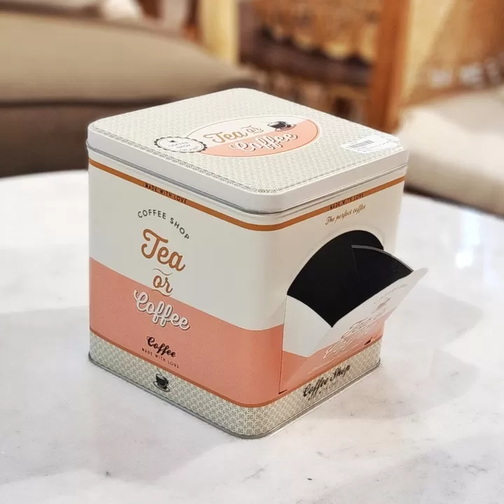 حافظة معدنية برسومات مستوحاة من السبعينات وألوان الباستيل