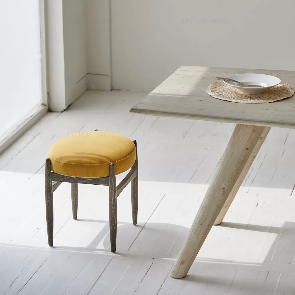 كرسي استرخاء من خشب الاوك بمقعد قماشي