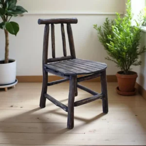 كرسي من أغصان الخشب الطبيعي بلون فنتج بطابع ريفي أنيق – تصميم فريد ويدوي