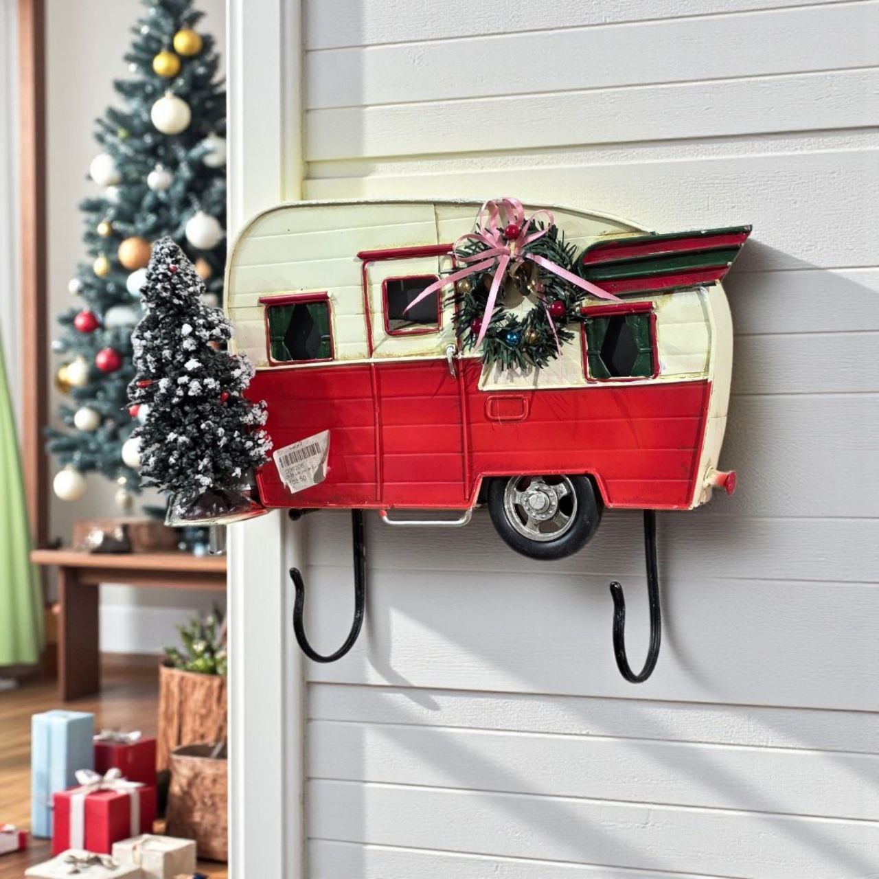 لوحة جداريه على شكل كرفان رحلات قديم مع خطافات لتعليق المفاتيح أو العبايات