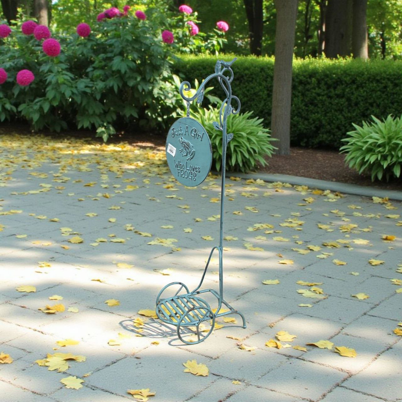 حامل أصايص زراعية من الحديد المشغول لتزيين الحدائق – تصميم أنيق ومتين